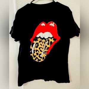 Cheetah rolling stone tongue T shirt